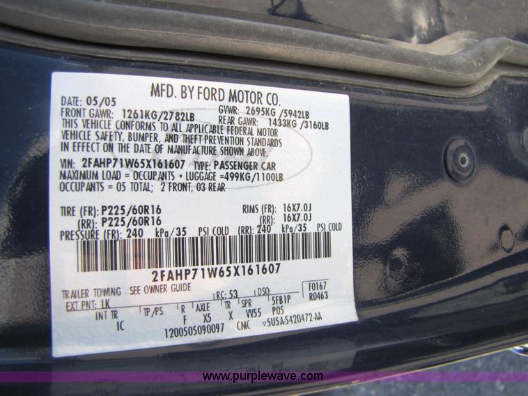 image for item 4659 2005 Ford Crown Victoria Police Interceptor