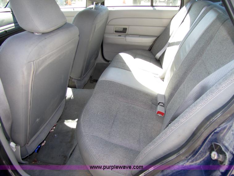 image for item 4660 2003 Ford Crown Victoria Police Interceptor