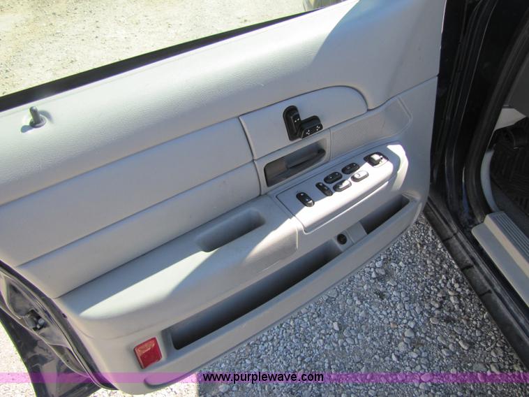 image for item 4660 2003 Ford Crown Victoria Police Interceptor
