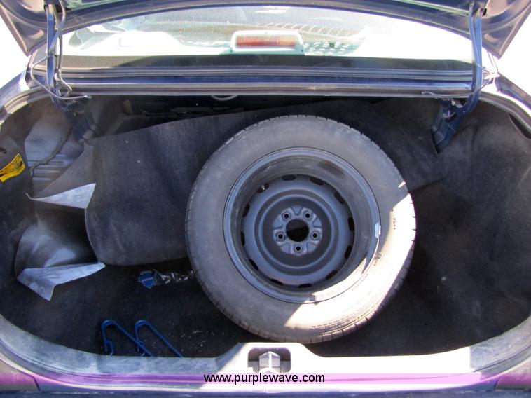 image for item 4660 2003 Ford Crown Victoria Police Interceptor