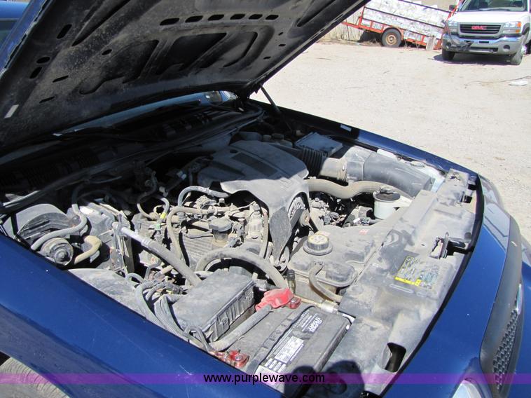 image for item 4662 2005 Ford Crown Victoria Police Interceptor