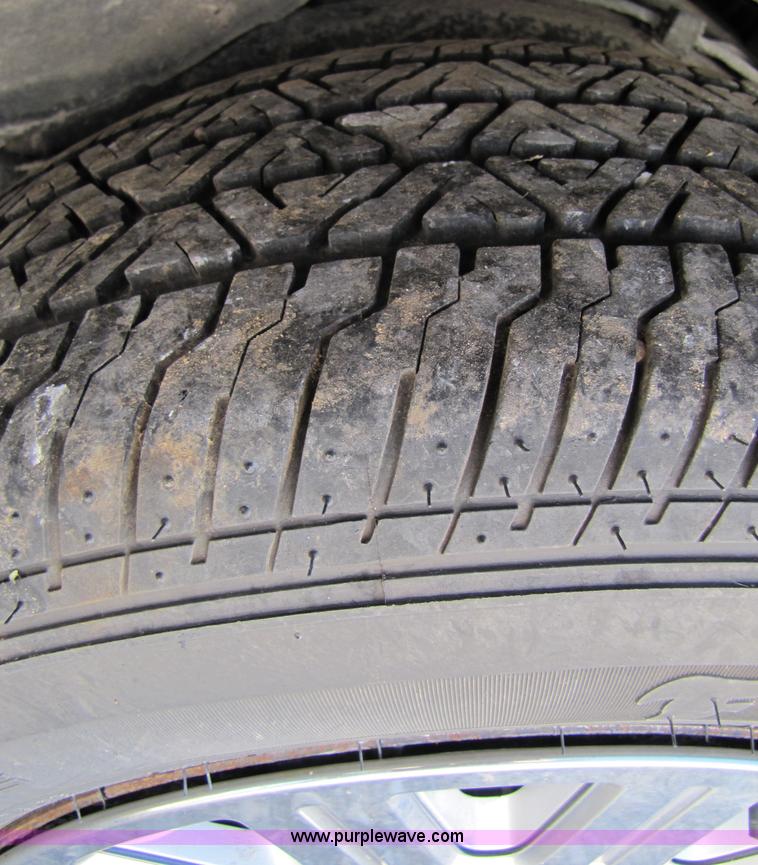 image for item 4662 2005 Ford Crown Victoria Police Interceptor