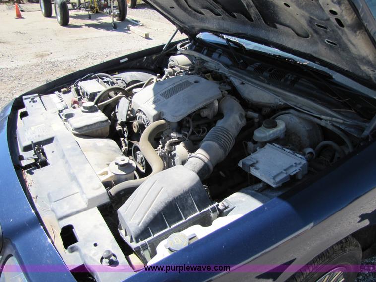 image for item 4663 2005 Ford Crown Victoria Police Interceptor