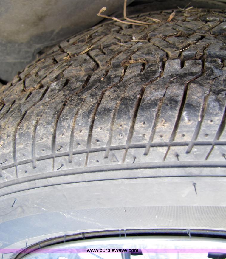 image for item 4663 2005 Ford Crown Victoria Police Interceptor