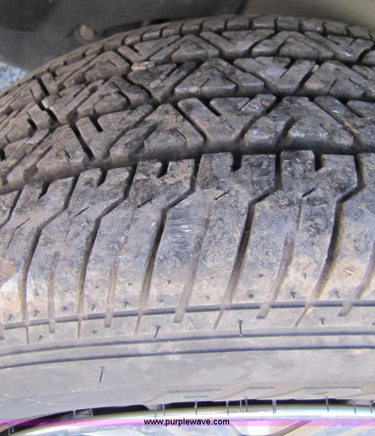 image for item 4663 2005 Ford Crown Victoria Police Interceptor