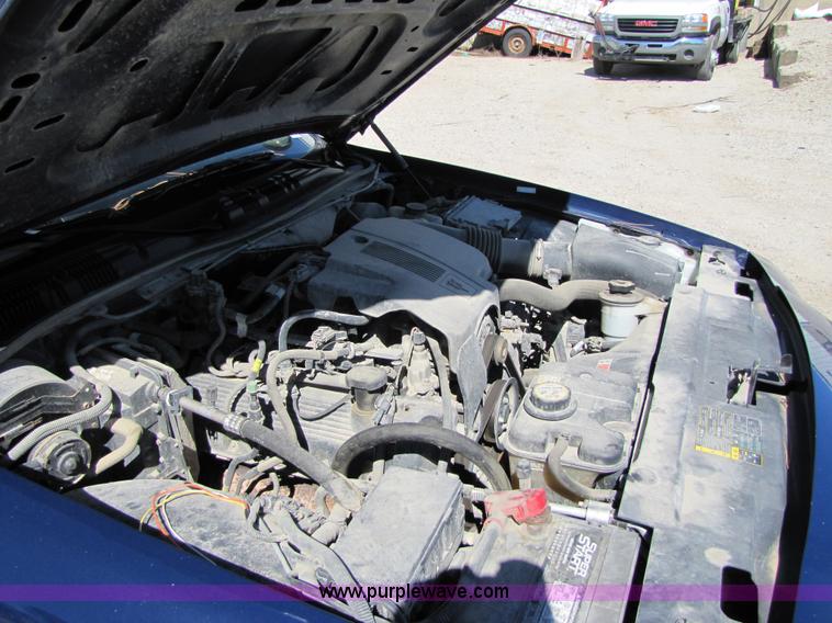 image for item 4664 2005 Ford Crown Victoria Police Interceptor