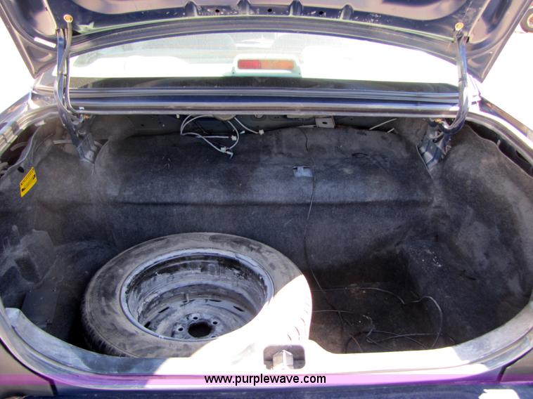 image for item 4664 2005 Ford Crown Victoria Police Interceptor