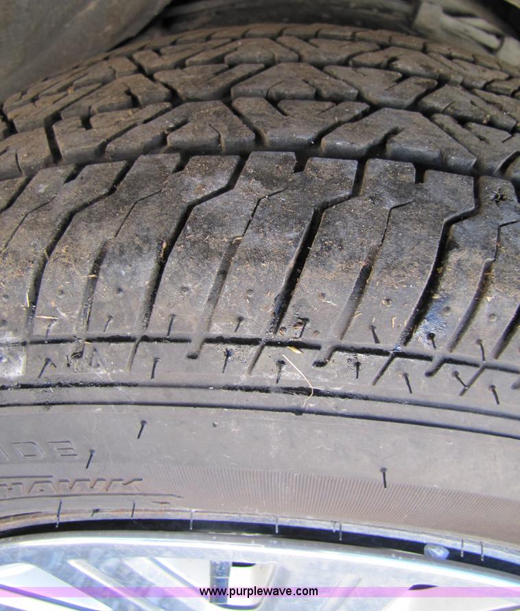 image for item 4664 2005 Ford Crown Victoria Police Interceptor