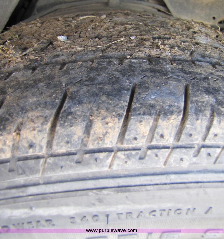 image for item 4665 2003 Ford Crown Victoria Police Interceptor