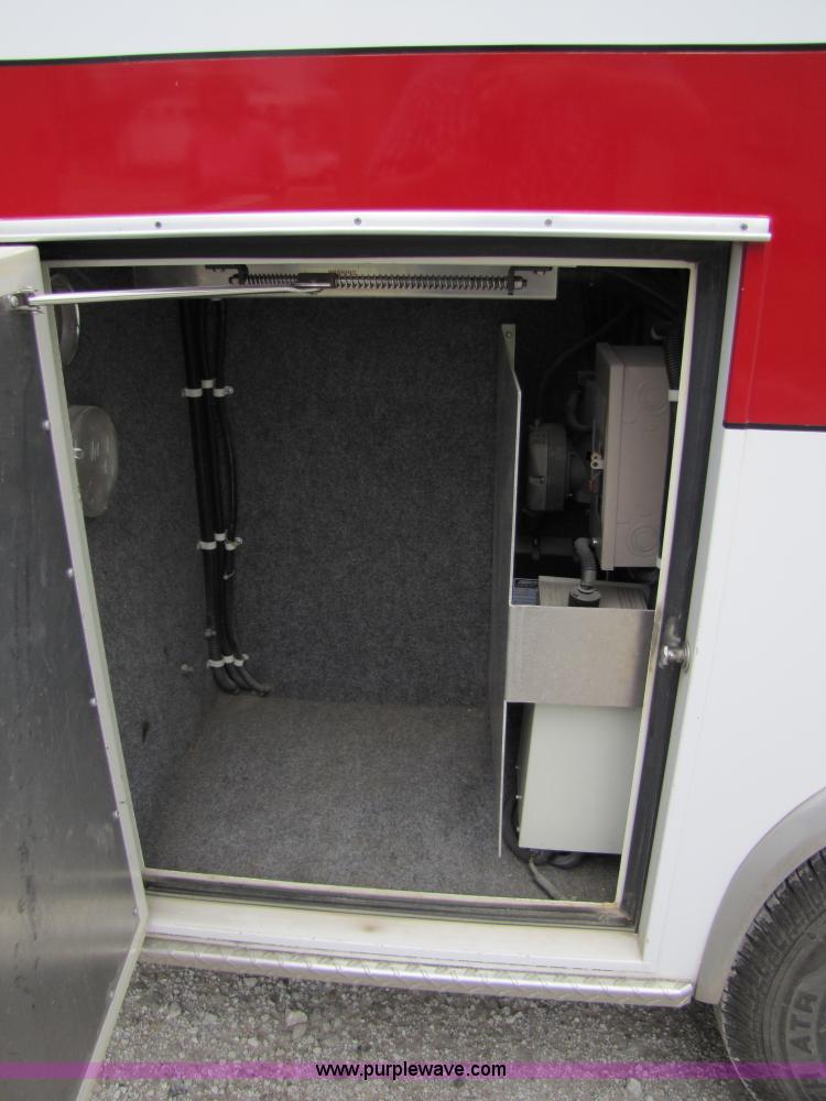 image for item 4767 1990 Ford Econoline E350 ambulance