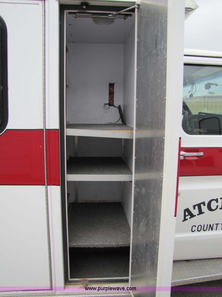 image for item 4767 1990 Ford Econoline E350 ambulance