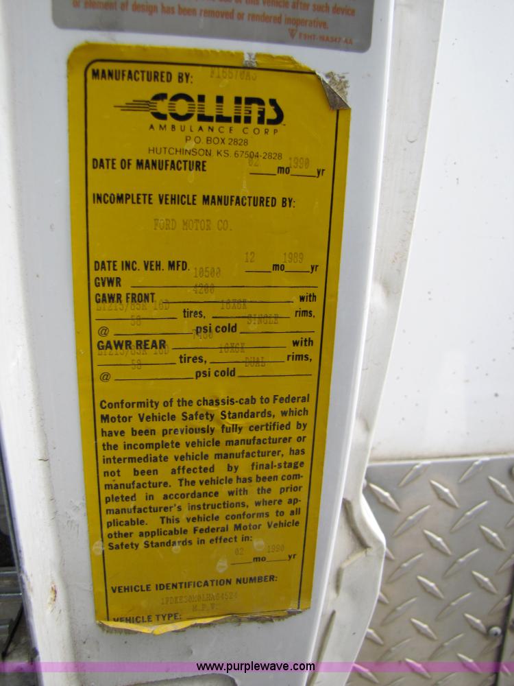 image for item 4767 1990 Ford Econoline E350 ambulance