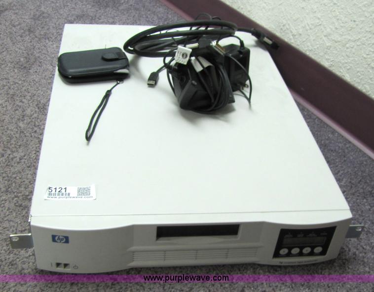 image for item 5121 HP Sute Store tape autoloader