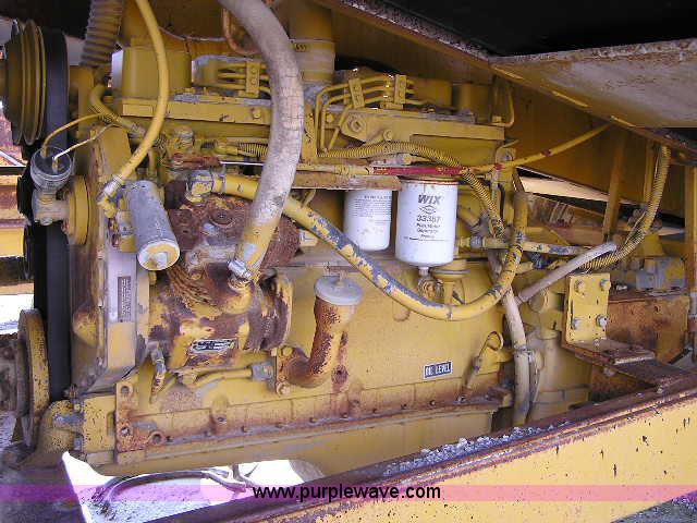 image for item 5132 1992 Spread King chip spreader