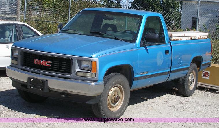 image for item 5135 1994 GMC K1500 Sierra Special pickup truck