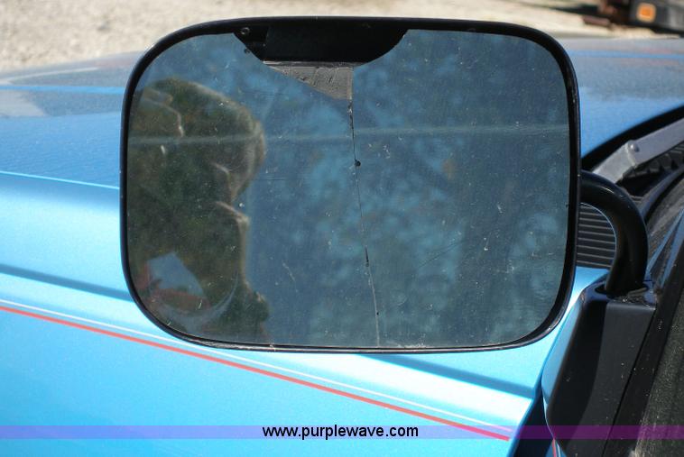 image for item 5135 1994 GMC K1500 Sierra Special pickup truck