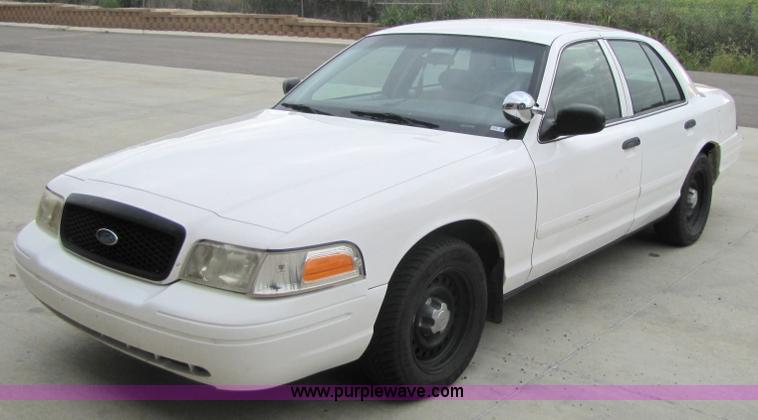 image for item 5210 2002 Ford Crown Victoria Police Interceptor sedan