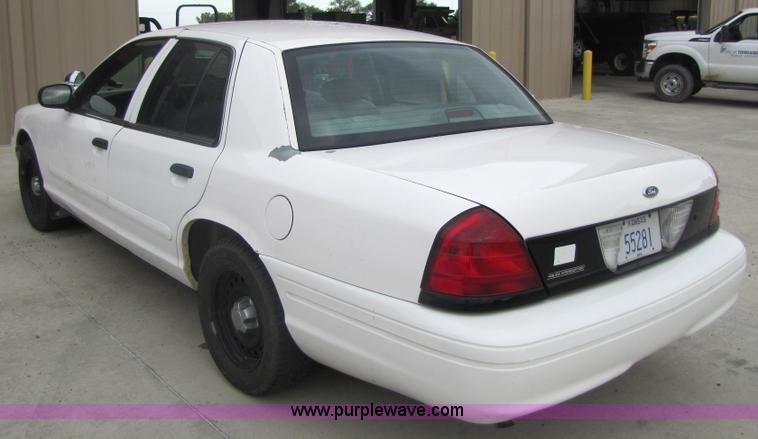 image for item 5210 2002 Ford Crown Victoria Police Interceptor sedan
