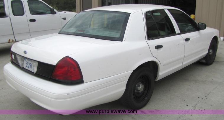 image for item 5210 2002 Ford Crown Victoria Police Interceptor sedan