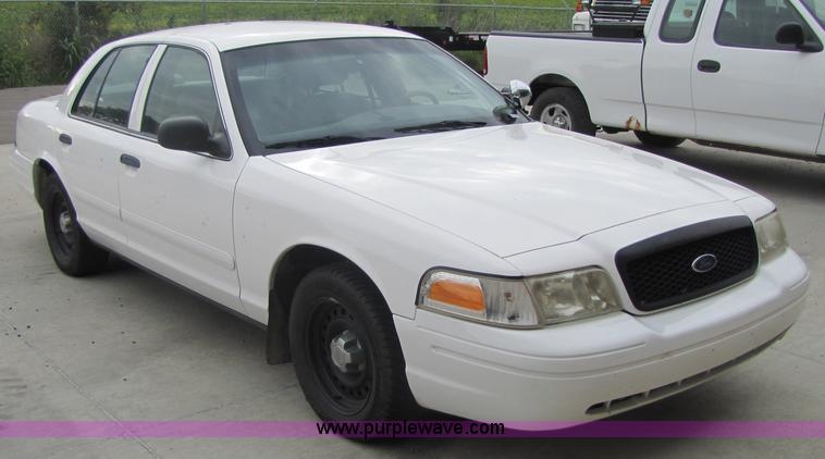 image for item 5210 2002 Ford Crown Victoria Police Interceptor sedan