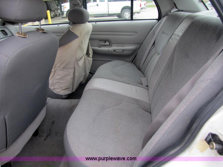 image for item 5210 2002 Ford Crown Victoria Police Interceptor sedan