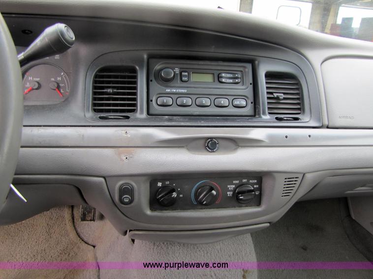 image for item 5210 2002 Ford Crown Victoria Police Interceptor sedan