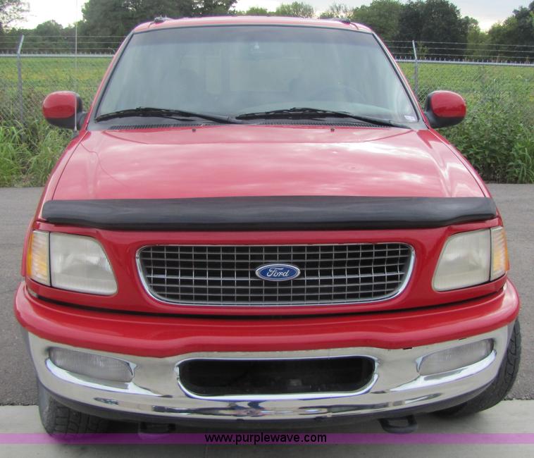 image for item 5211 1997 Ford Expedition