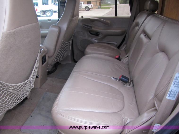 image for item 5211 1997 Ford Expedition