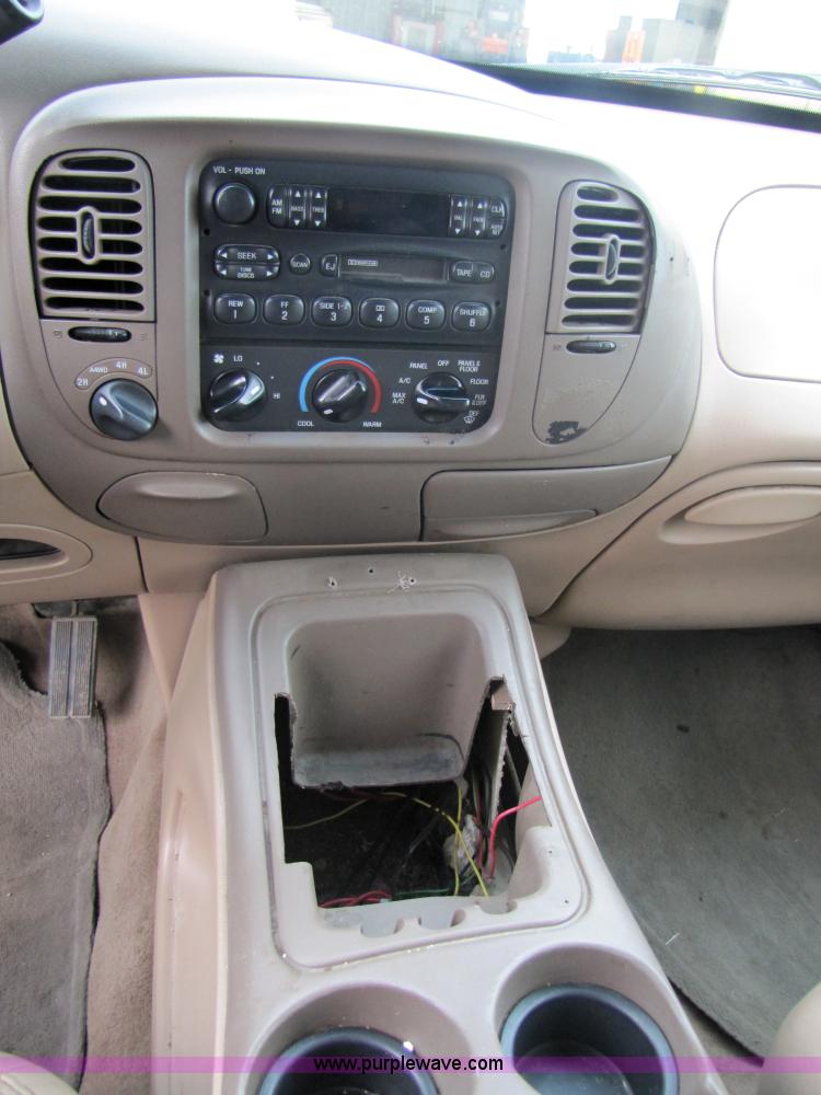 image for item 5211 1997 Ford Expedition