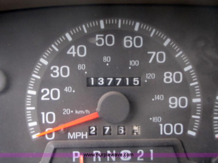 image for item 5211 1997 Ford Expedition