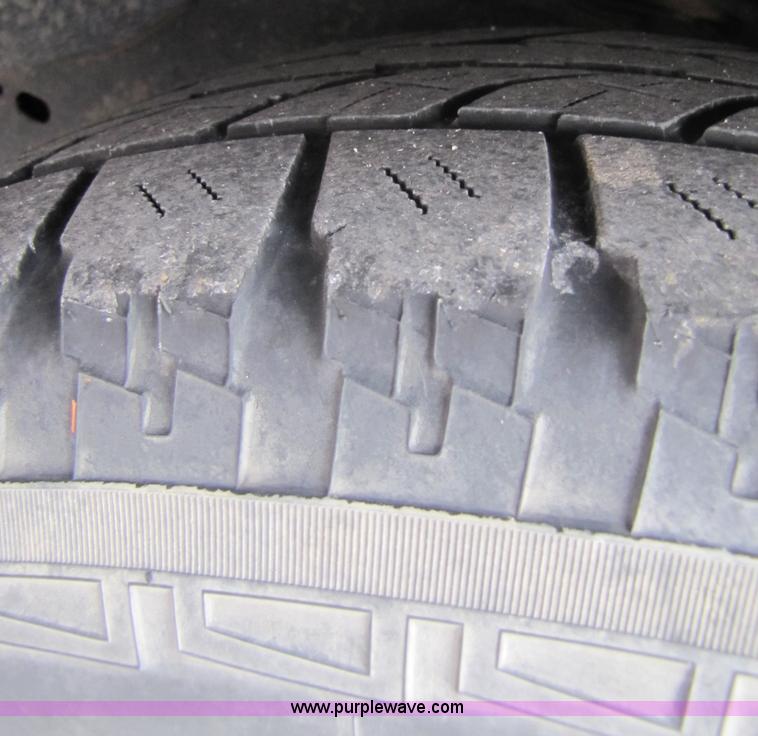 image for item 5211 1997 Ford Expedition