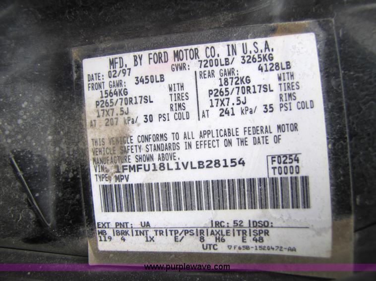 image for item 5211 1997 Ford Expedition