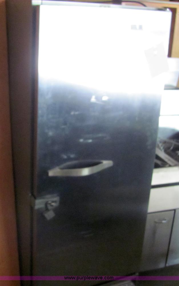 image for item 6300 Beverage Air refrigerator