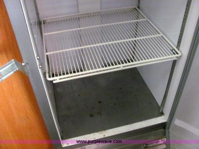 image for item 6300 Beverage Air refrigerator