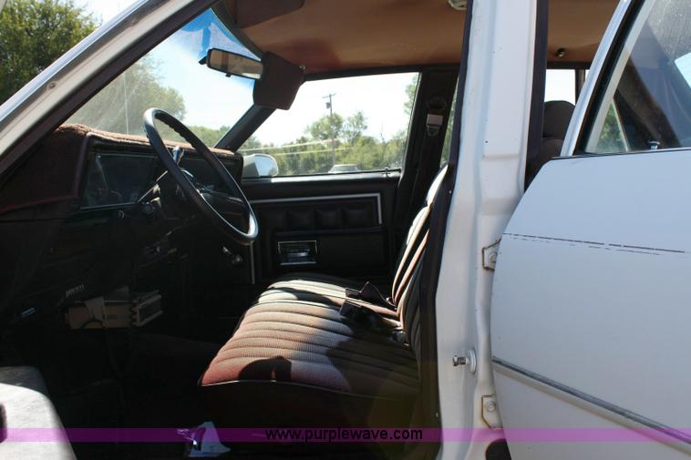 image for item 6330 1989 Chevrolet Caprice