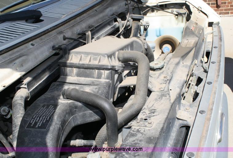 image for item 6331 1990 Ford E350 van