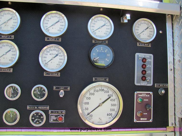 image for item 6686 1988 GMC Brigadier fire truck