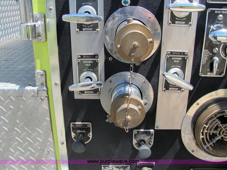 image for item 6686 1988 GMC Brigadier fire truck