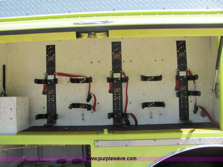 image for item 6686 1988 GMC Brigadier fire truck