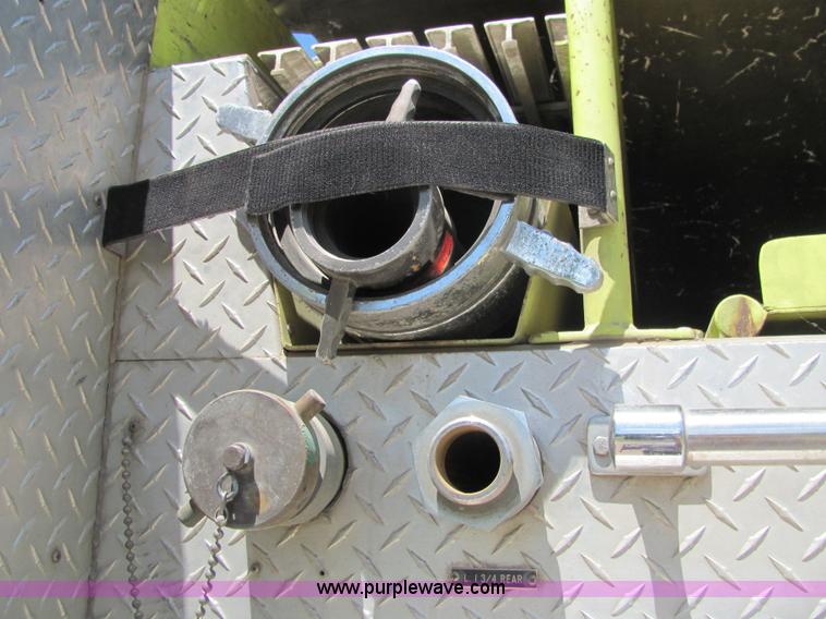 image for item 6686 1988 GMC Brigadier fire truck