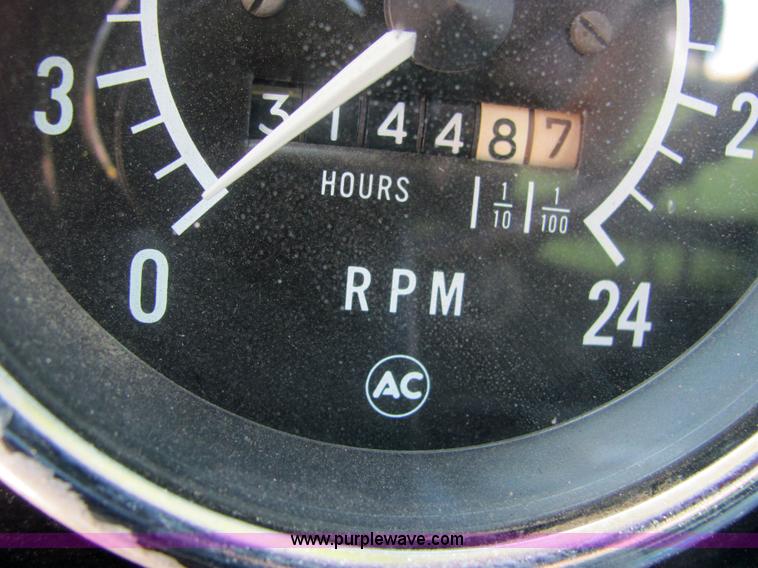 image for item 6686 1988 GMC Brigadier fire truck