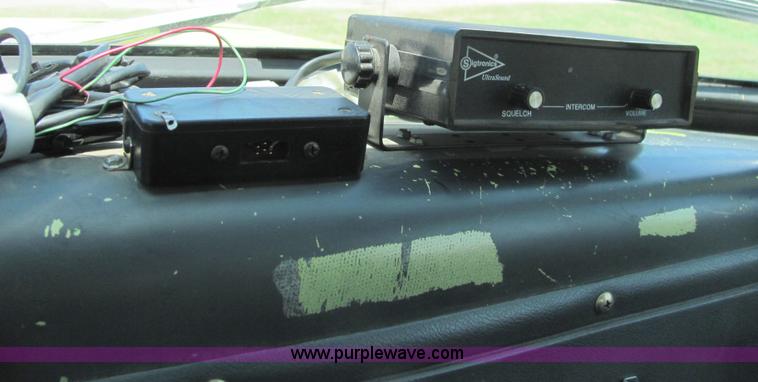 image for item 6686 1988 GMC Brigadier fire truck