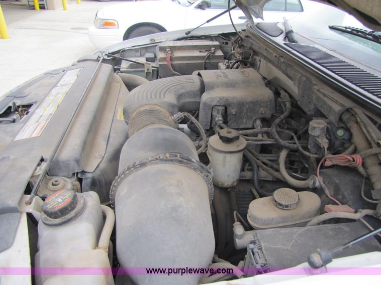 image for item 7250 2000 Ford F150 XL extended cab pickup