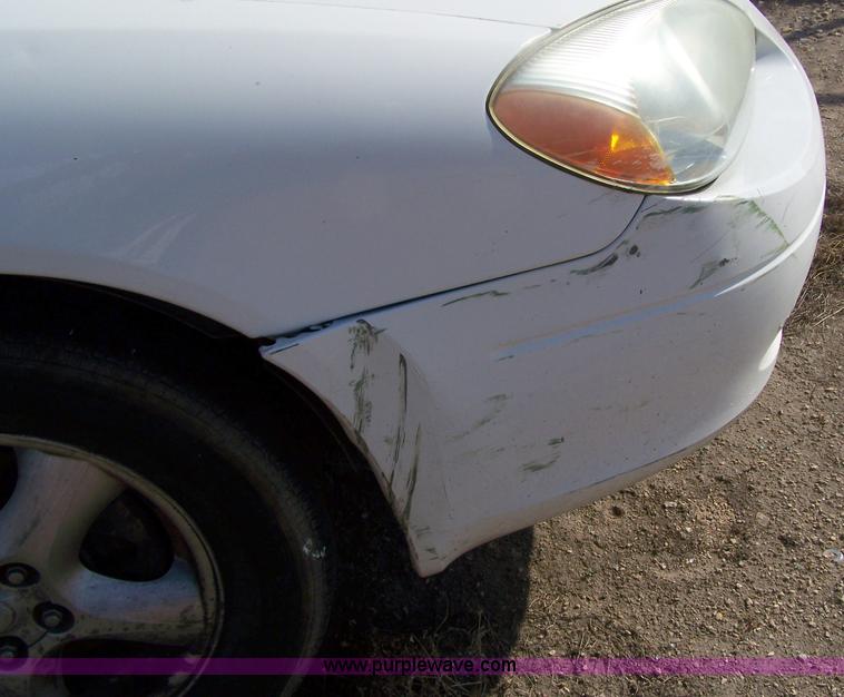 image for item 7280 2002 Ford Taurus SE