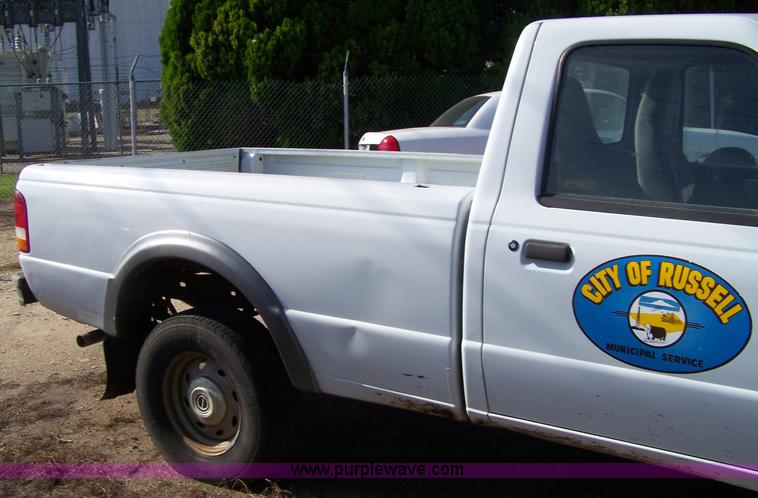 image for item 7281 1993 Ford Ranger pickup truck