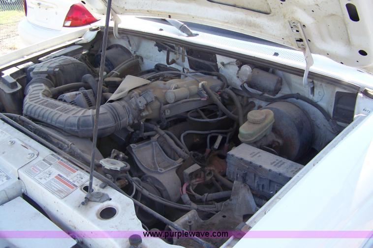 image for item 7281 1993 Ford Ranger pickup truck