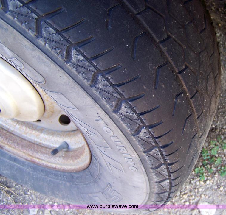 image for item 7281 1993 Ford Ranger pickup truck