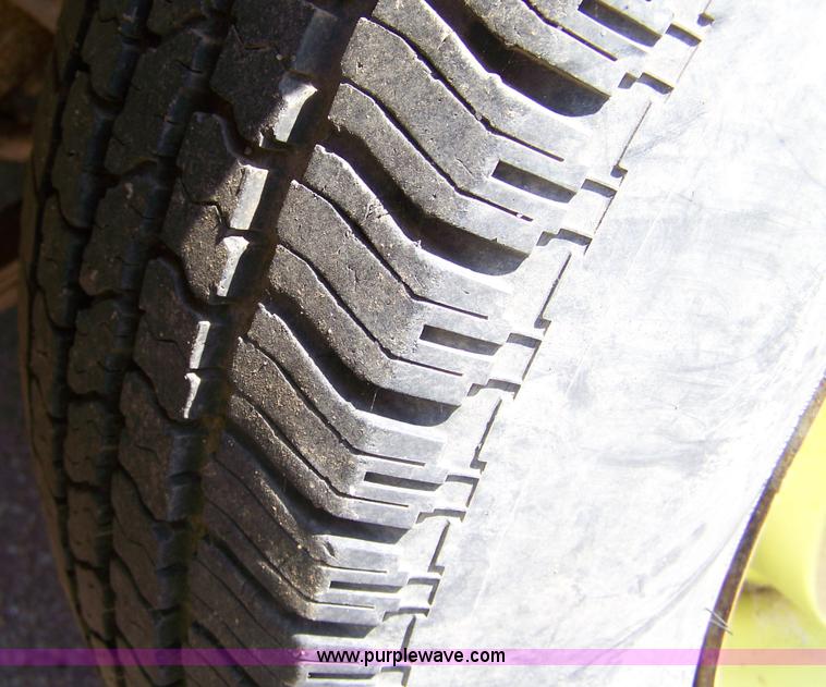 image for item 7282 1971 Dodge pickup truck