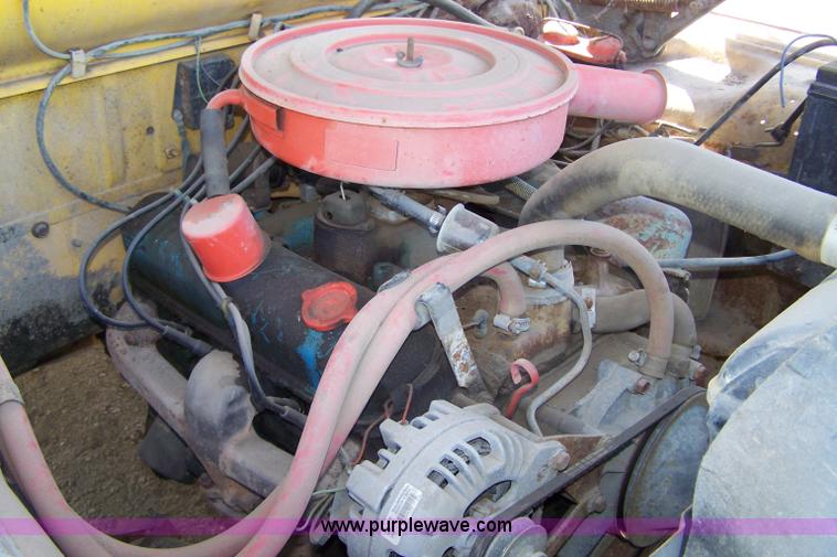 image for item 7282 1971 Dodge pickup truck