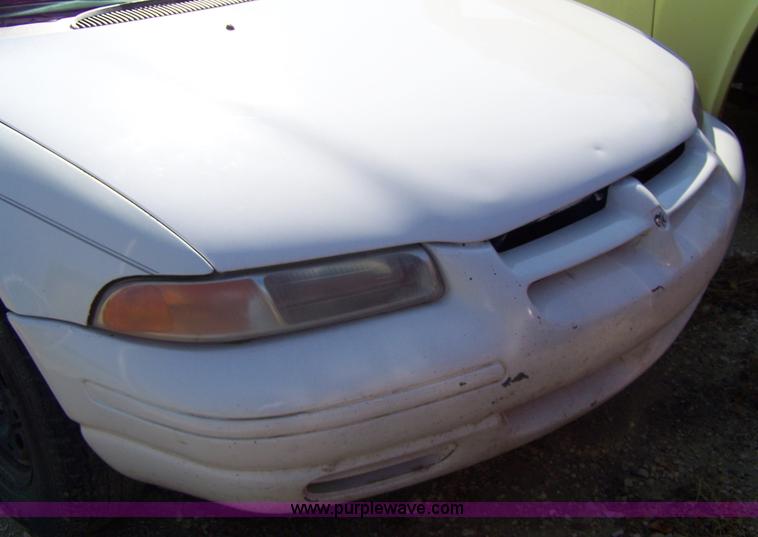 image for item 7283 2000 Dodge Stratus SE